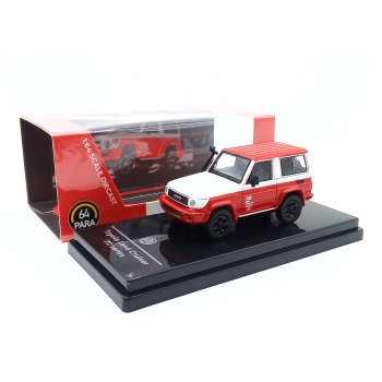 Toyota Land Cruiser 71 SWB 2014 Auto Salon 2023  - skala 1:64 - Para64
